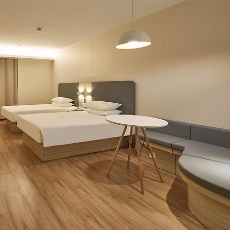 Hanting Hotel Shanghai Pudong Airport Zhuqiao Esterno foto