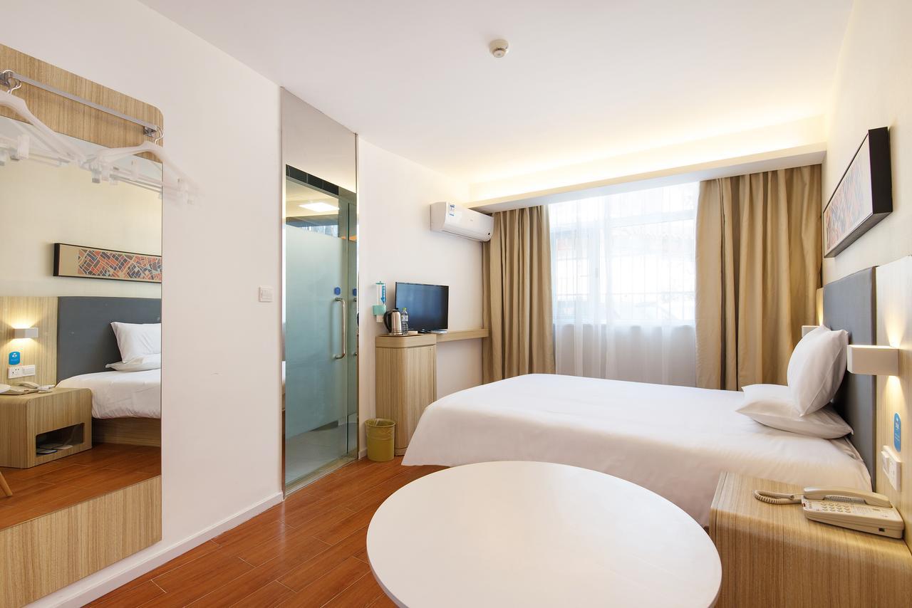 Hanting Hotel Shanghai Pudong Airport Zhuqiao Esterno foto